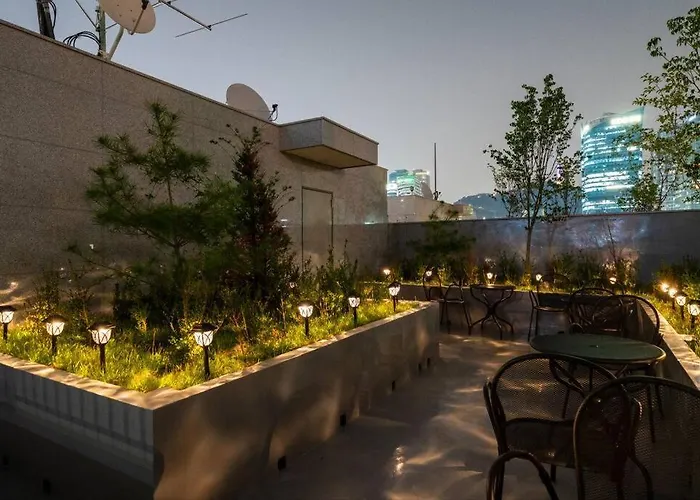 Dawn House Seul